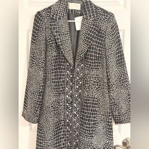 Chic Black and Silver Patterned Coat